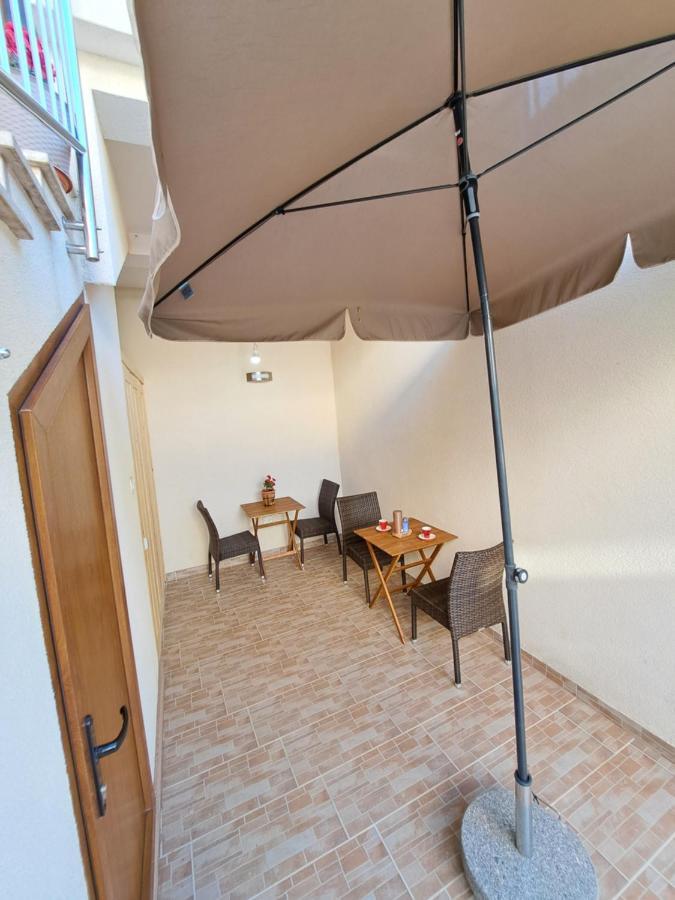 Meressa Nina&Leo Studio Apartments Новиград Экстерьер фото