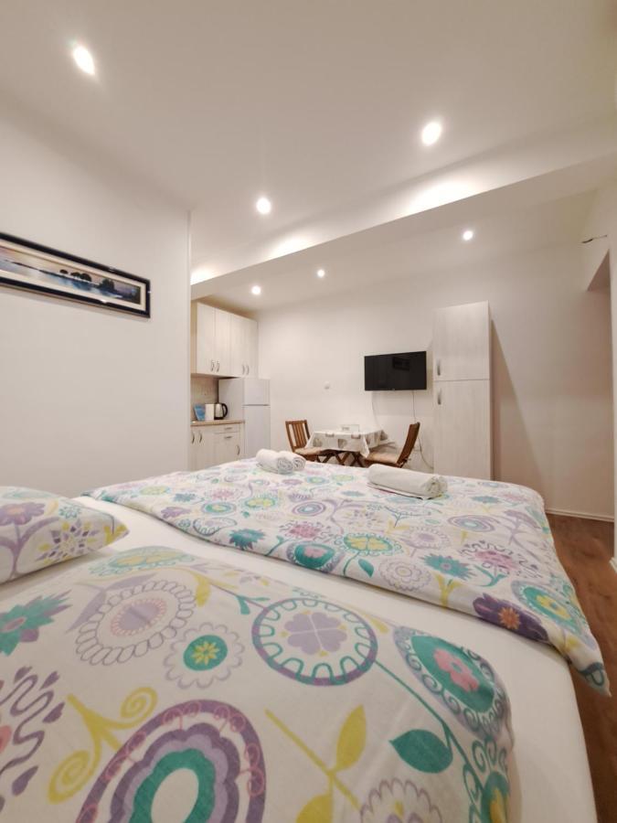 Meressa Nina&Leo Studio Apartments Новиград Экстерьер фото