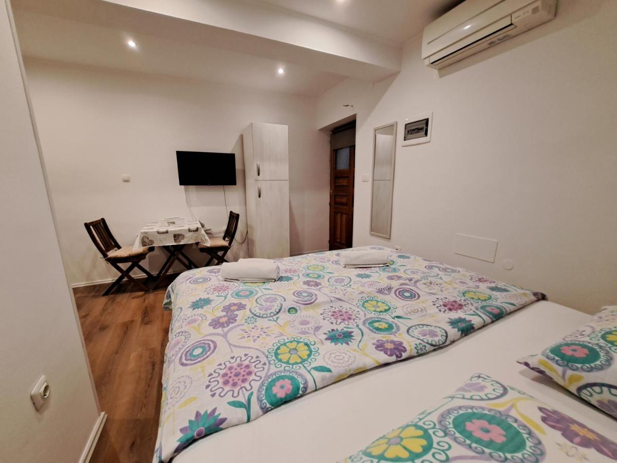 Meressa Nina&Leo Studio Apartments Новиград Экстерьер фото